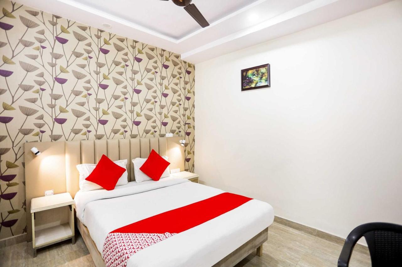 Hotel O Hotel Paradise Indraprastha Esterno foto