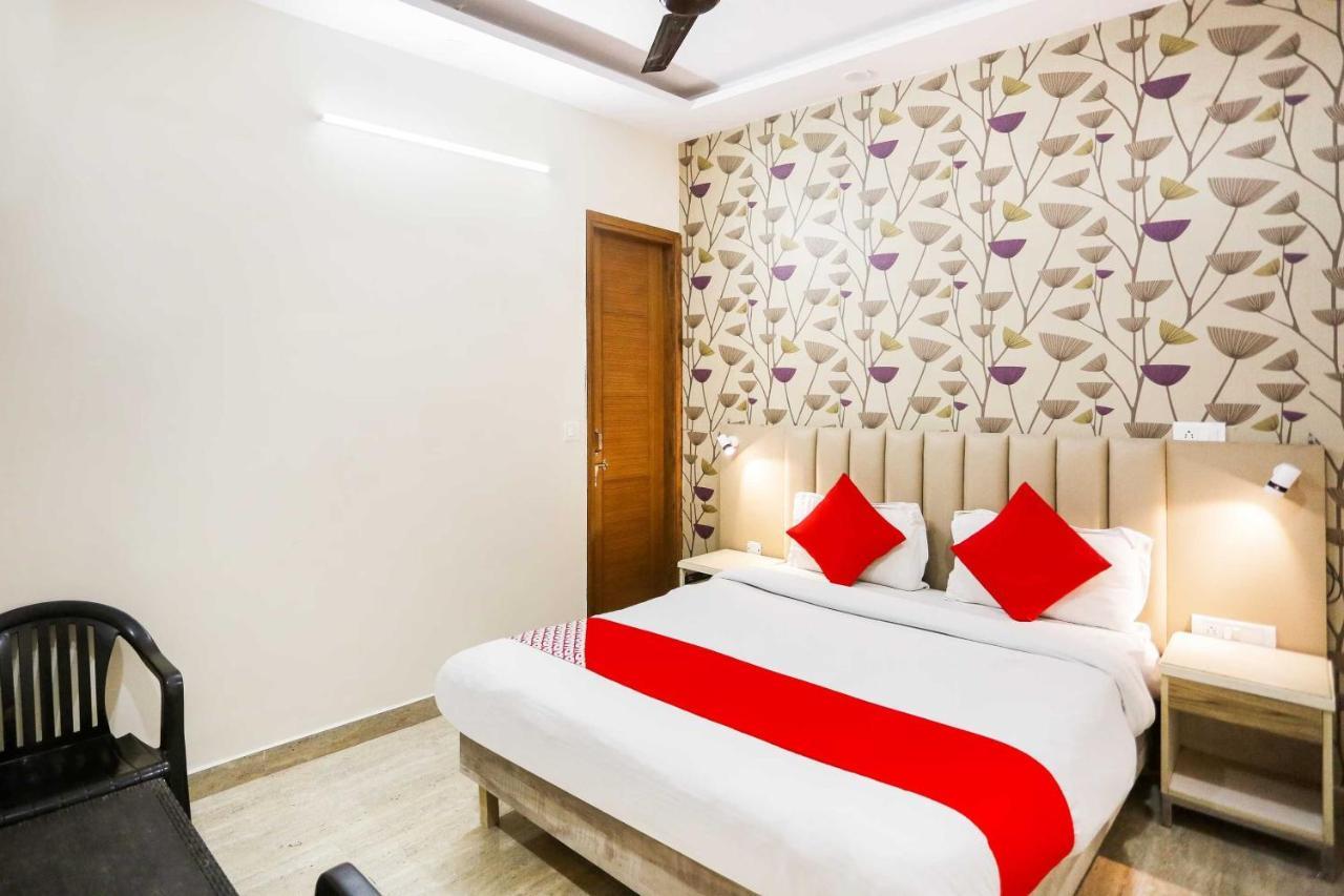 Hotel O Hotel Paradise Indraprastha Esterno foto