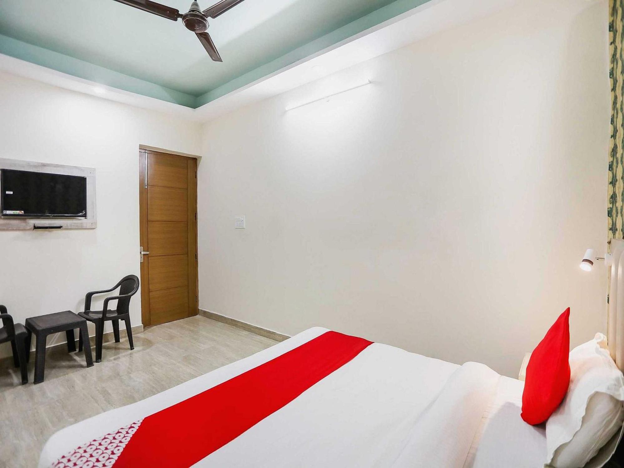 Hotel O Hotel Paradise Indraprastha Esterno foto