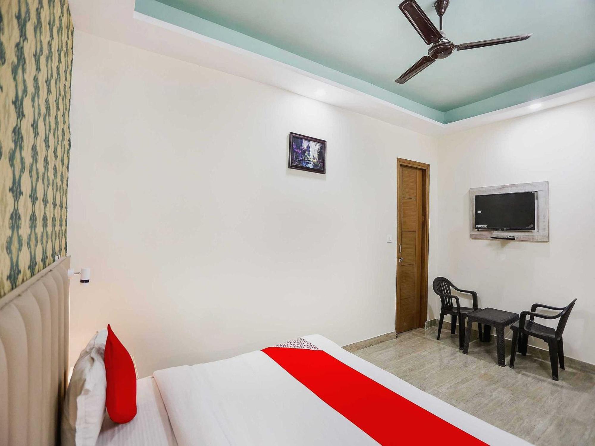 Hotel O Hotel Paradise Indraprastha Esterno foto